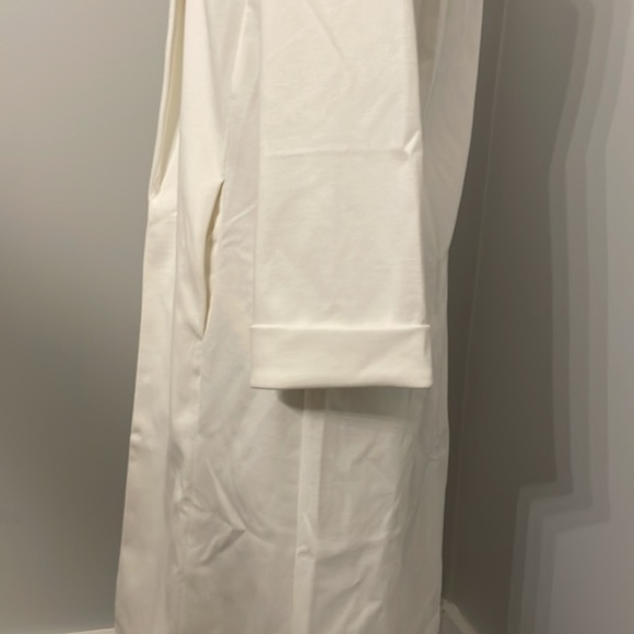 HAVE Los Angeles White Lab Coat - Picture 6 of 10